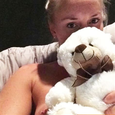 lindsey vonn nude leaked pics with tiger woods scandal