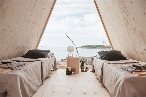 cozy airbnb cabin   island  helsinki finland