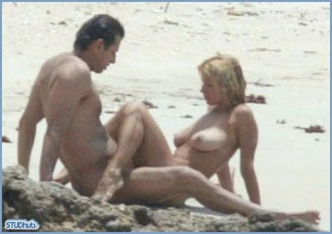 jeff goldblum nude beach