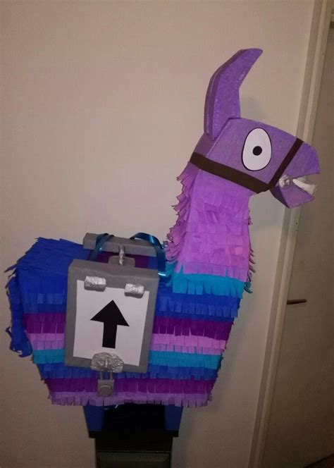 fortnite pinata coloring page