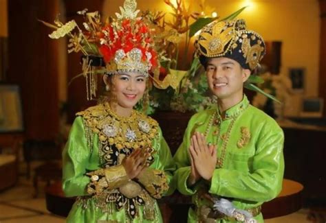 Pakaian Adat Kalimantan Barat Xi Baju Adat Tradisional