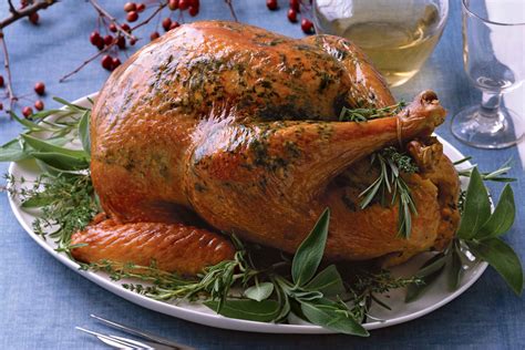 Can You Really Make A Turkey In A Slow Cooker Yes You Can