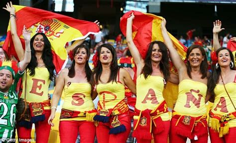 Neatherlands Vs Spain Female Fan Faces