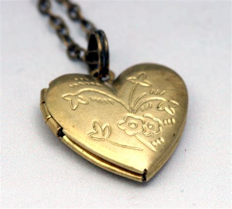 valerie tyler designs jewelry personalized heart lockets