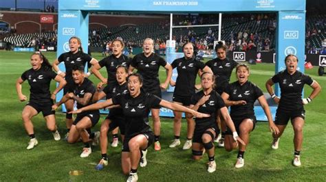 black ferns beat france to win women s rugby world cup sevens cnn