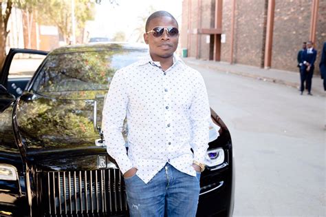 popular pastor prophet shepherd bushiri  zambia buys million mansion   fleet