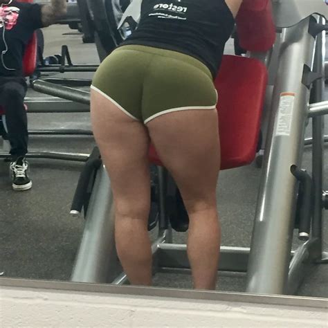 Flashing Her Ass At The Gym 49 Pics Xhamster