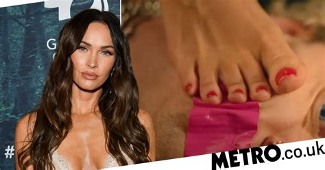 Machine Gun Kelly Calls Megan Fox S Feet Most Beautiful That Exist