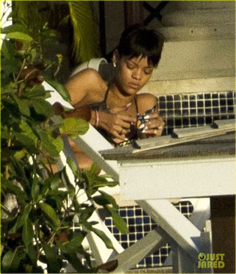 Rihanna Bikini Babe In Barbados Photo 2778460 Bikini Rihanna