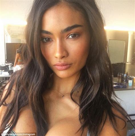 Kelly Gale Flaunts Her Ample Cleavage At Victoria’s Secret Photo Shoot