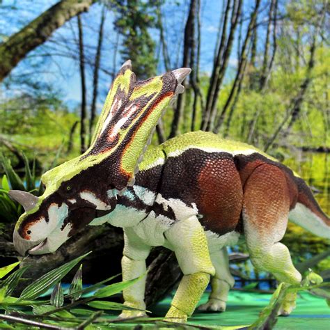 beasts   mesozoic chasmosaurus belli dinosaur model