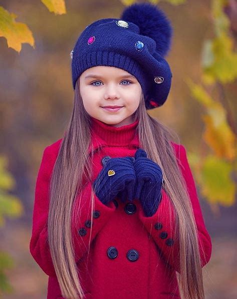 pics 6 year old russian girl is breaking internet with