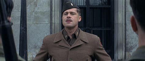 quentin taratino gives commentary on the inglourious basterds trailer