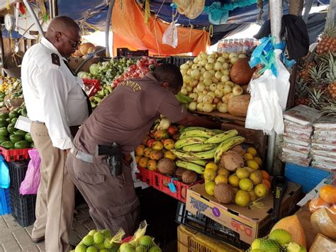pbc douane doorzoekt fruitbarkjes knipselkrant curacao