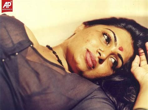 actress preethi nayagi hot gallery