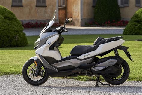 eicma  bmw  gt scooter officially unveiled