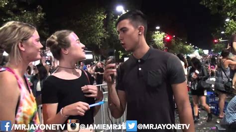 kissing prank interviewing sexy drunk girls kissing strangers youtube