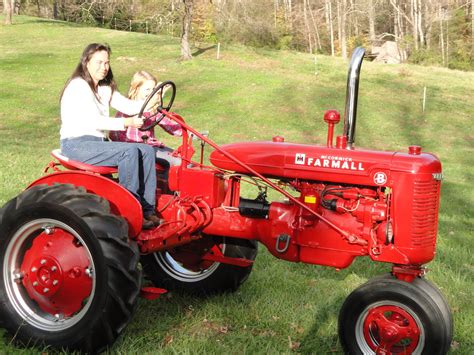 farmall   pink antique tractor blog