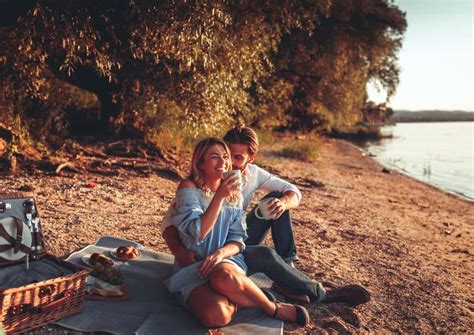 fun and romantic date night ideas for married couples