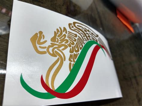 Aguila Bandera Mexico Vinil 15 Cm Escudo Mexicano