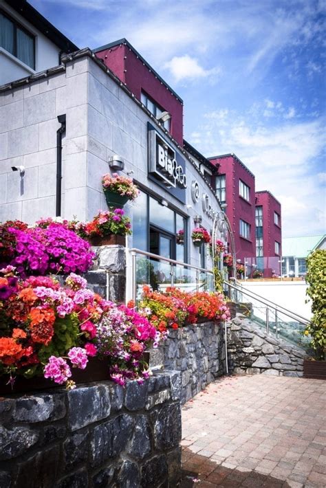 claregalway hotel wins  guesttime  guestline pms