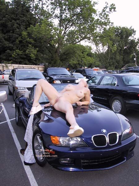 missmuscle parking lot pics june 2002 voyeur web