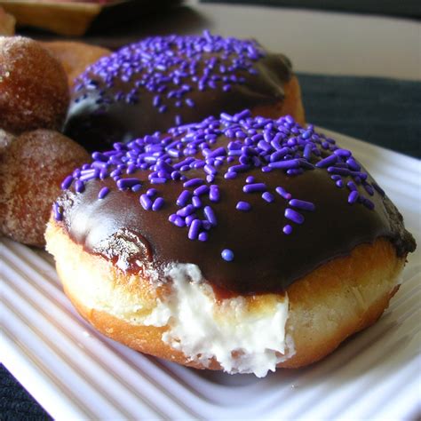 happy national cream filled donut day    rpics
