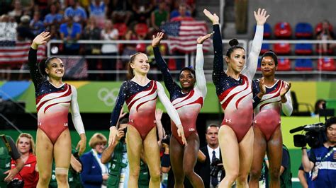 U S Women S Gymnastics Team Wins Second Straight Olympic Gold Fox Sports