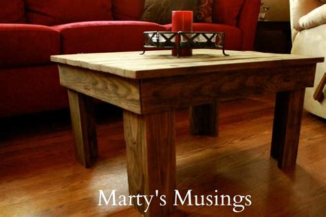 beautiful homemade wooden coffee table    fence posts