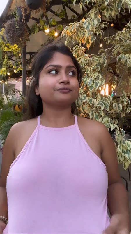 Desi Girl Huge Tits In Pink Tshirt Mp4 Snapshot 00 00 356 — Postimages