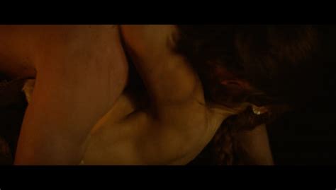 naked jessica chastain in the huntsman winter s war
