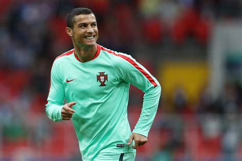 Cristiano Ronaldo Is Father Of Twins After Surrogate