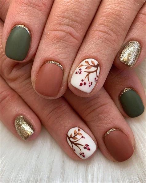 Fall Leaf Nail Art Designs Fall Leaves On Nails Right Now Are Super