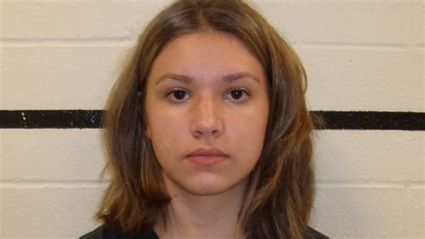 18 year old woman arrested for threatening to shoot up her high school