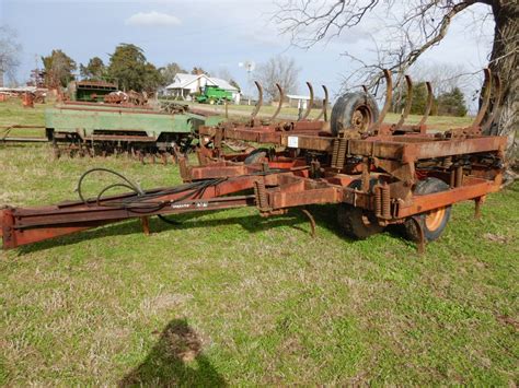 hiniker  chisel plow  length  spring shanks jm wood auction company