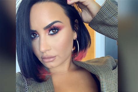 Demi Lovato S Snapchat Hacked Nudes Leaked Online • The