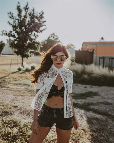 Photo Guide The Top 16 Most Instagrammable Places In Marfa Texas
