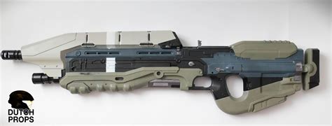 dutch props  prints  semi functional halo  guardians assault rifle  debut  gamescom