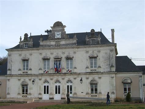 photo  chateau du loir  mairie de chateau du loir chateau du loir  communescom