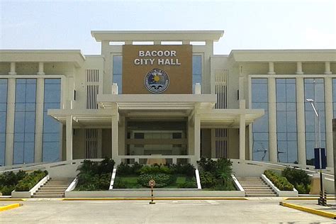 bacoor  start accepting scholarship applications  post