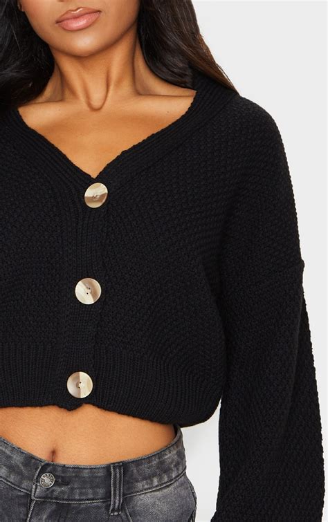 black chunky knit button  cropped cardigan prettylittlething uae