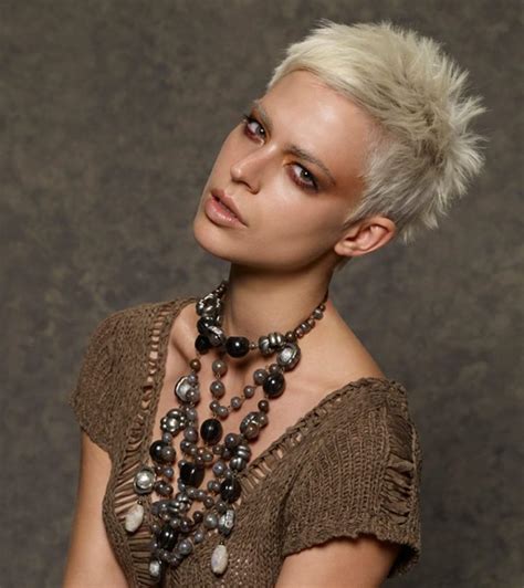 30 Trendy Short Hair Cut 2021 Update – Bob And Pixie Hair Styles For