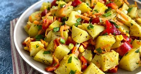 firinlanmis patates salatasi tarifi nasil yapilir resimli anlatim yemekcom