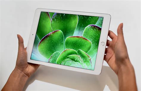 ipad air  speculated  feature  display gb ram  extended battery