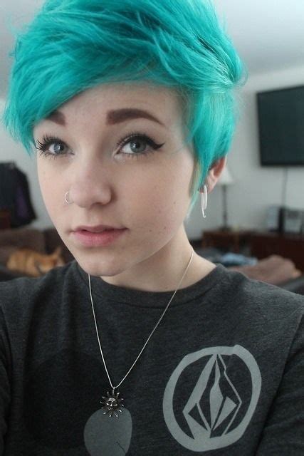 I Like This Color Short Scene Hair Short Emo Hair Hair Styles