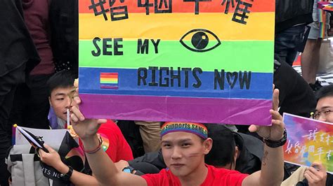 Taiwan S Top Court Backs Same Sex Marriage In 1st For Asia — Rt World News