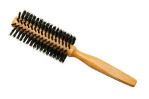 simple ways  clean hair brushes