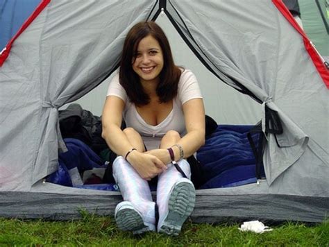 6 Tips To Look Good While Camping Beauty Ramp Beauty