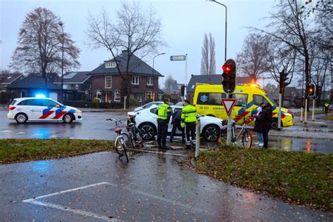 overstekende fietsster aangereden op de europaweg  apeldoorn