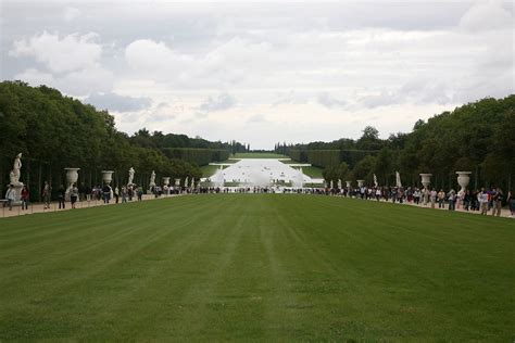 versailles chateau de versailles tapis vert grand  pete sieger flickr